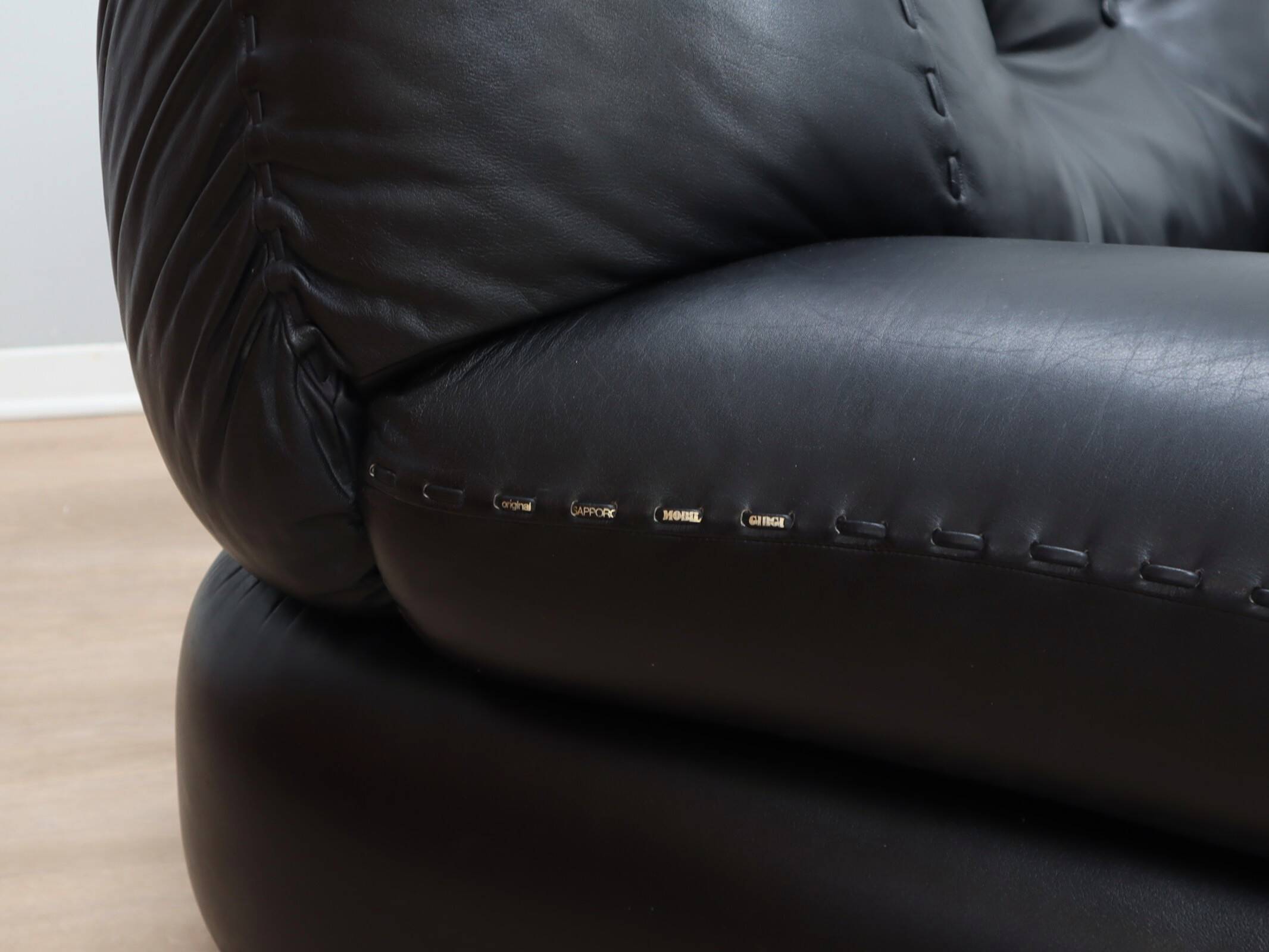 Pair of Mobil Girgi Sapporo armchairs black leather Italy 1970s