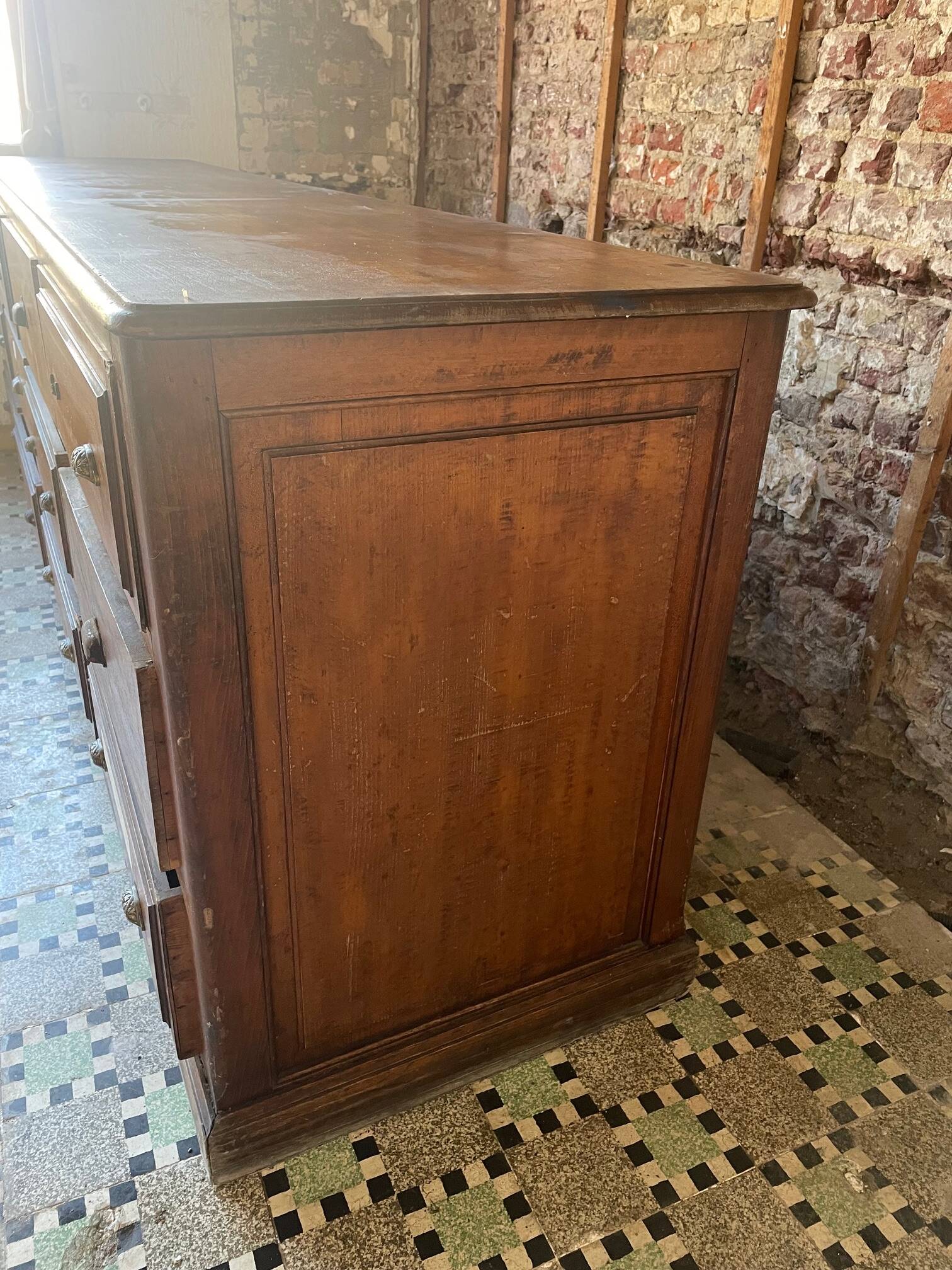 XL double-sided professional cabinet with drawers