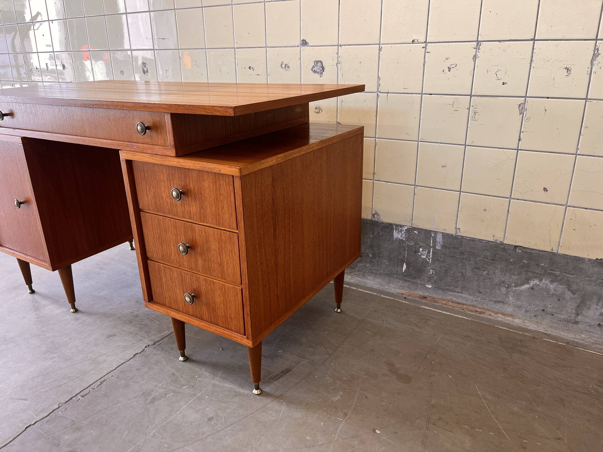Vintage desk by MDK