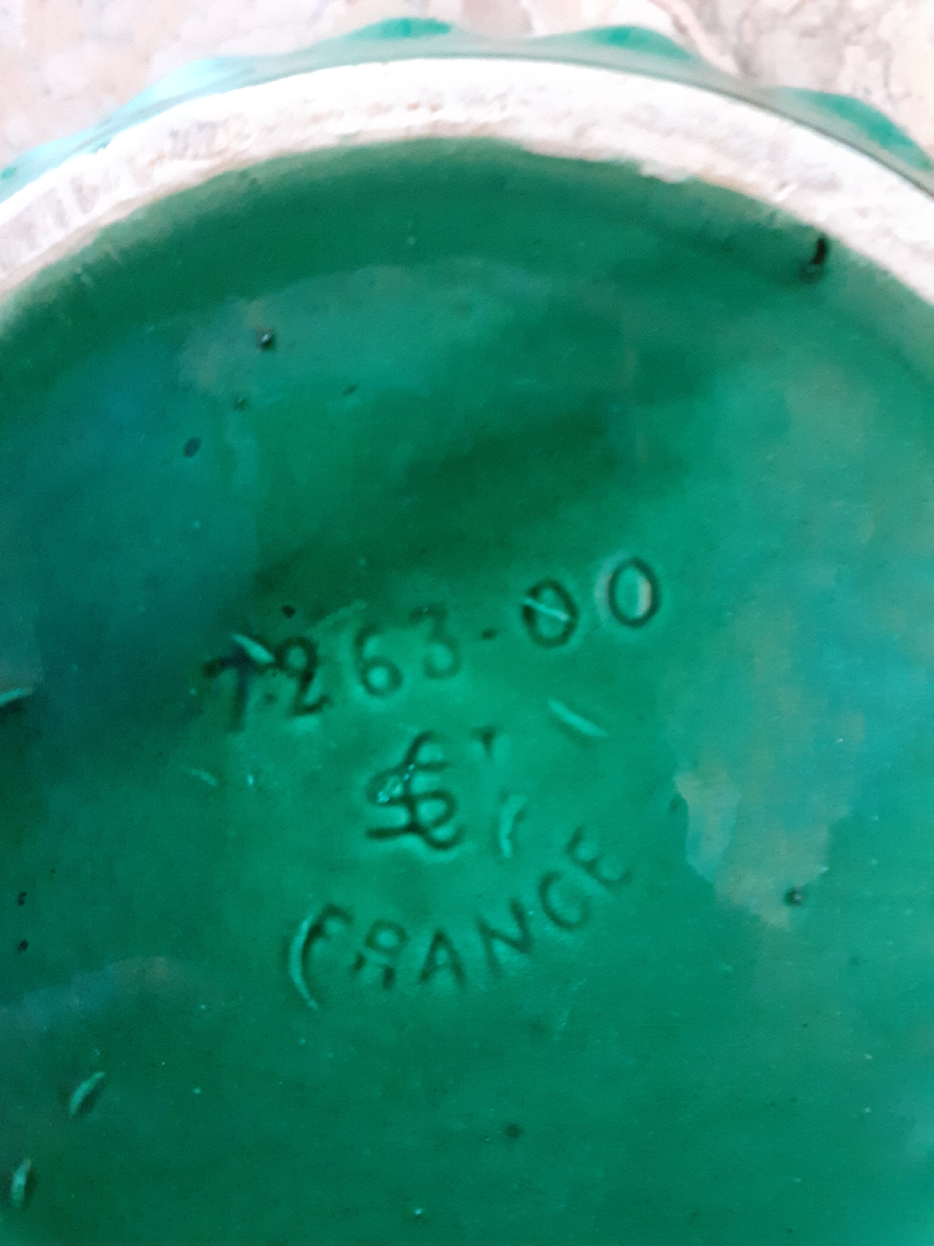 Pot st clement cover