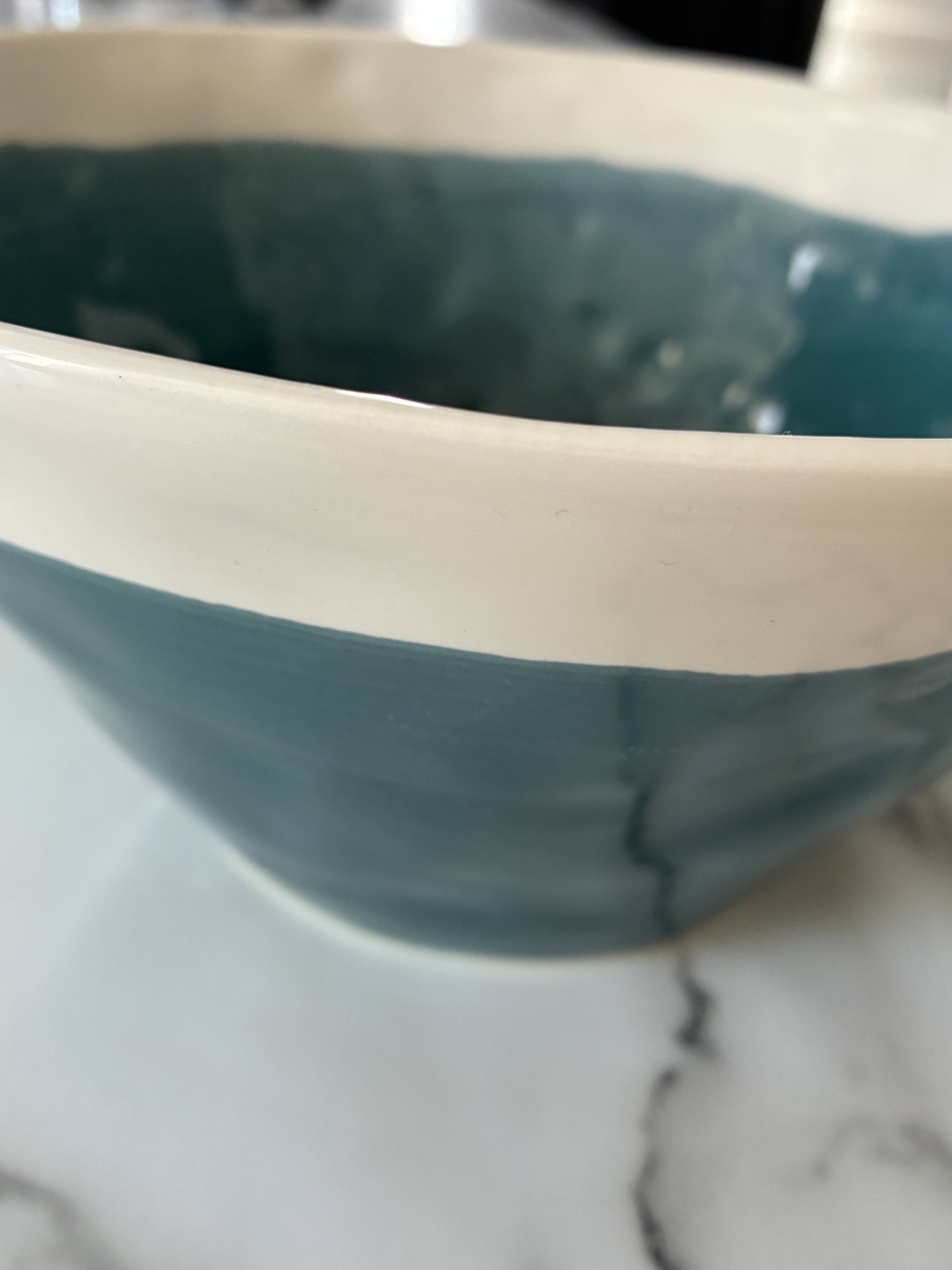 DURO ceramic salad bowl