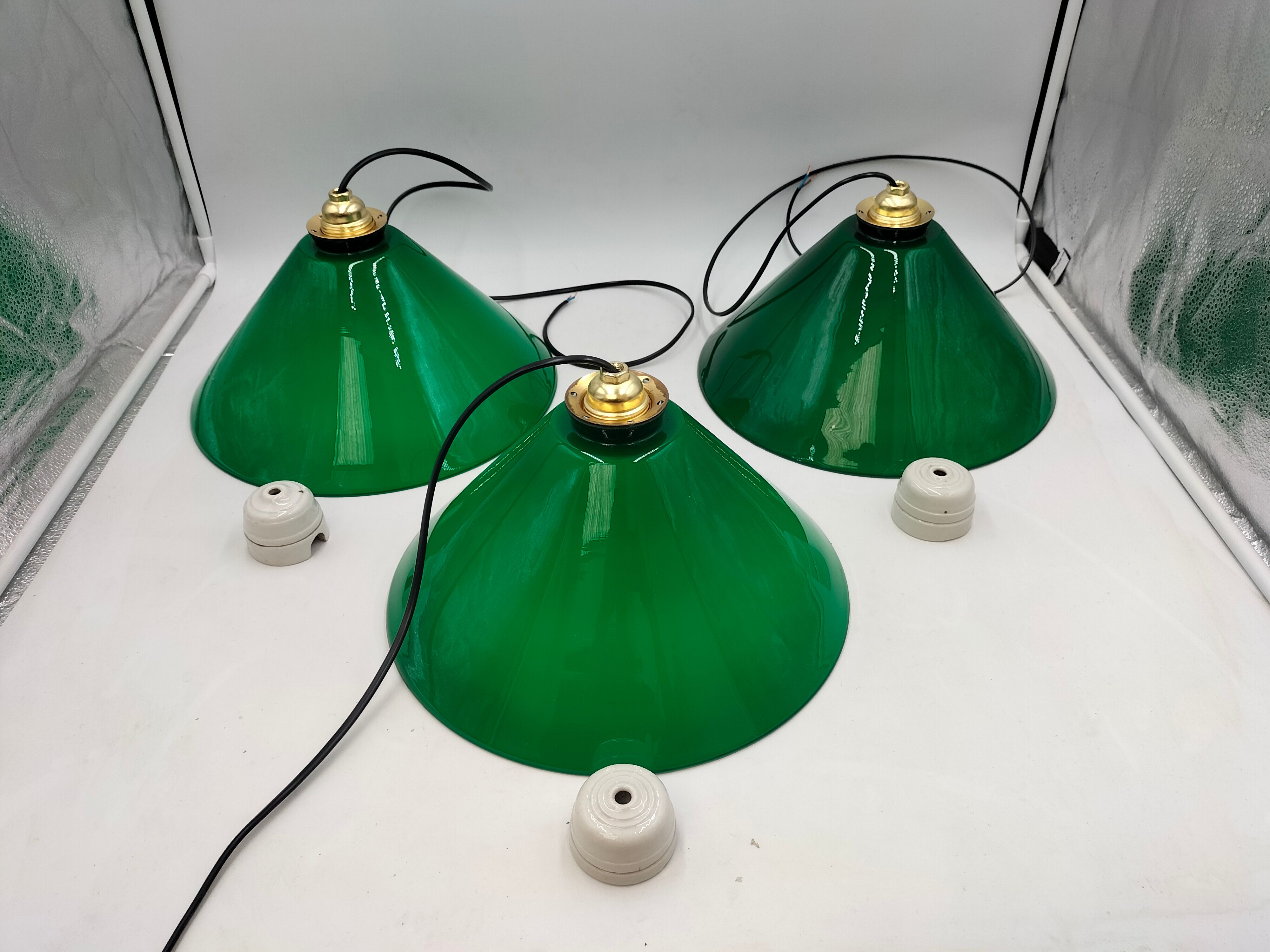 Lot de 3 opalines vertes anciennes