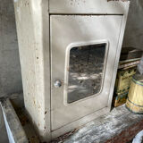 Medicine cabinet