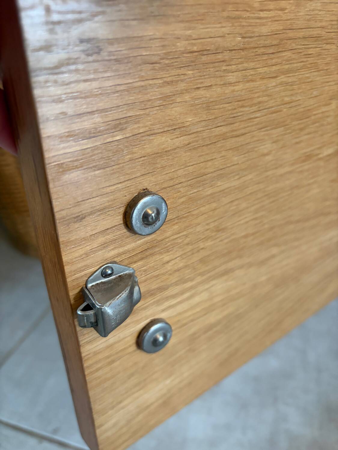 Vintage low oak sideboard (shallow)
