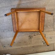 Petite table teck et hêtre - Suède années 70