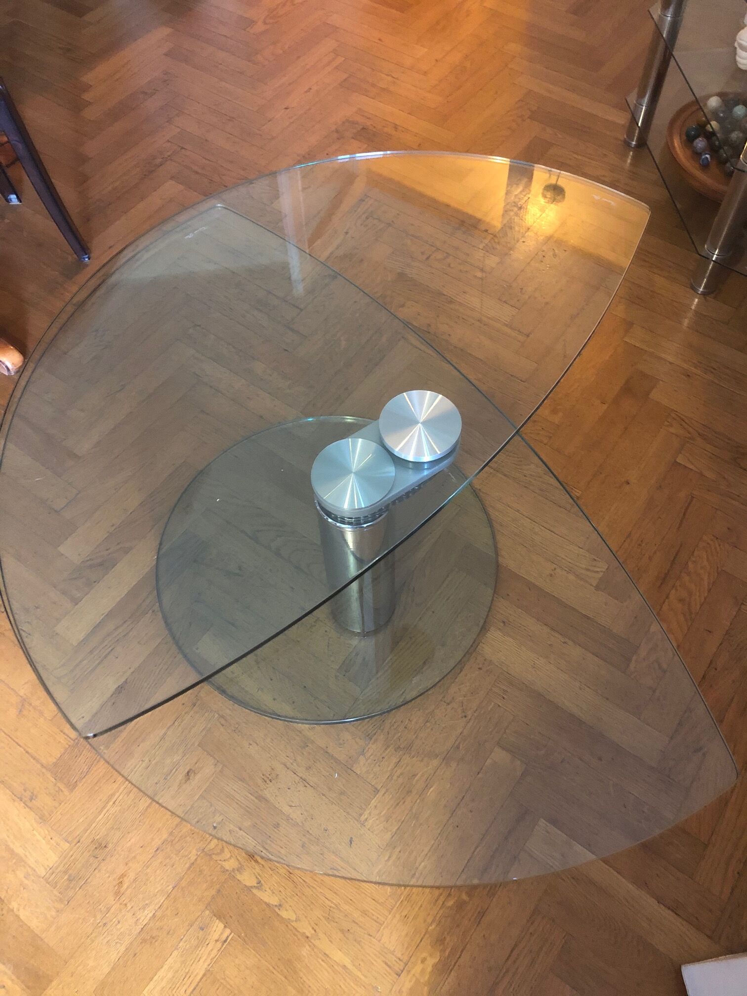 Modele alfa glass coffee table