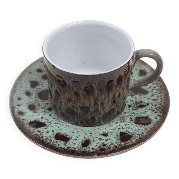 Tasse en céramique lava marron et turquoise, années 1970.