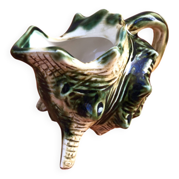Années 1940&nbsp; Pot à lait / Crémier Barbotine polychrome forme coquillage