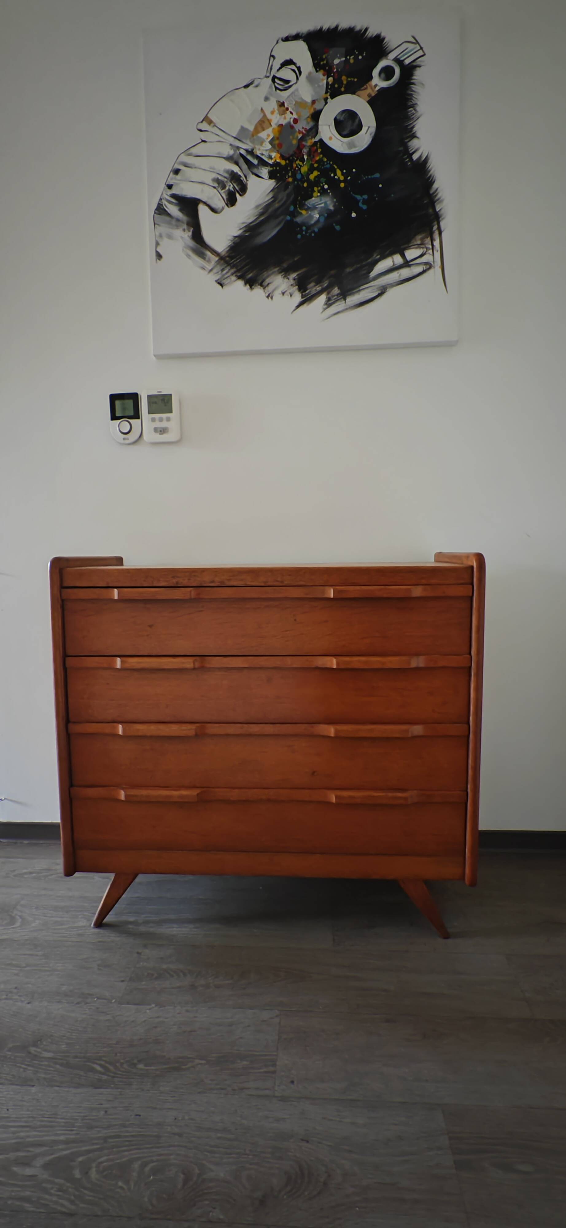 Scandinavian chest of drawers