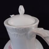 Pouring coffee pot, made of Limoges porcelain, Goumot Labesse (A565)