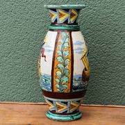Vase en majolique italienne de Perugia, bateaux