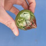 Artichoke salt shaker