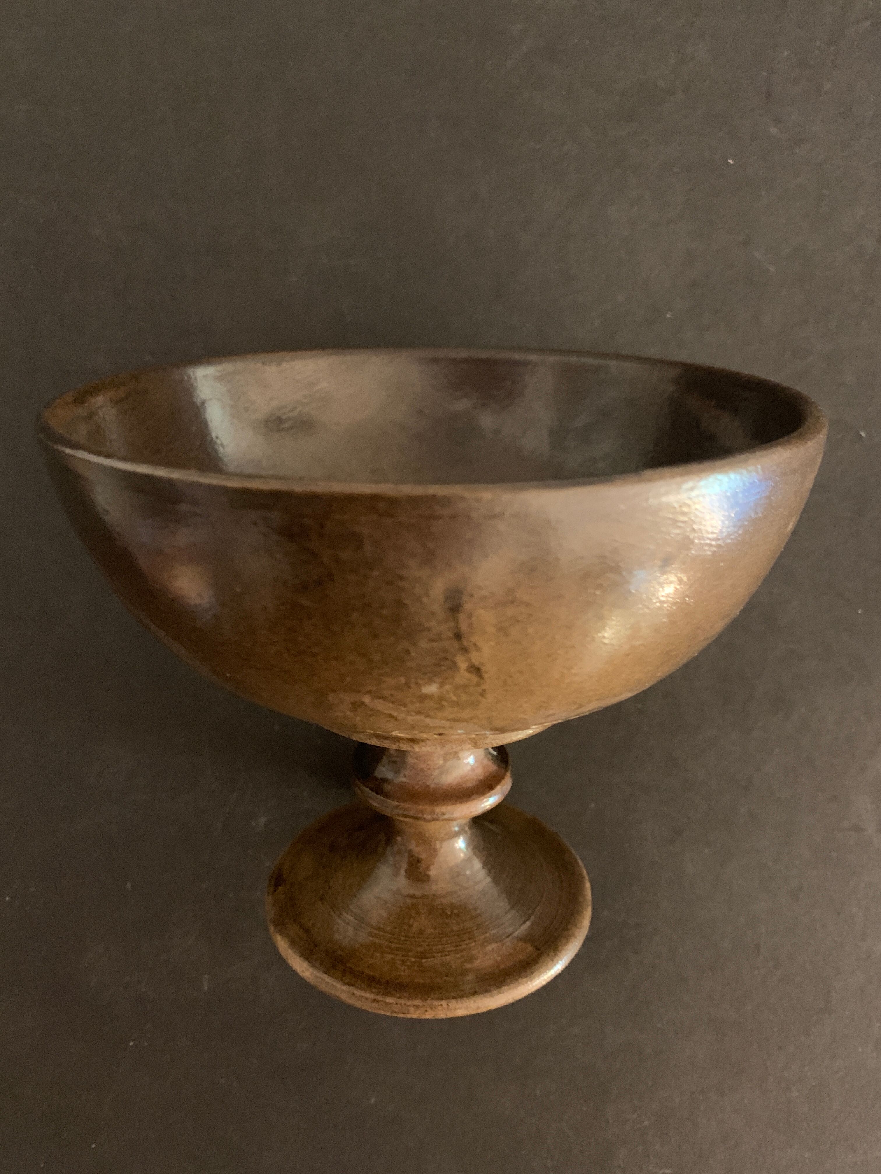 Ceramic standing cup signed Jean Marais, Vallauris, 1970