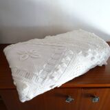 Old crochet bed cover 255 cm x 215 cm