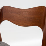 Lot de 8 chaises modèle 71 Arne Hovmand Olsen pour Niels Moller années 60/70