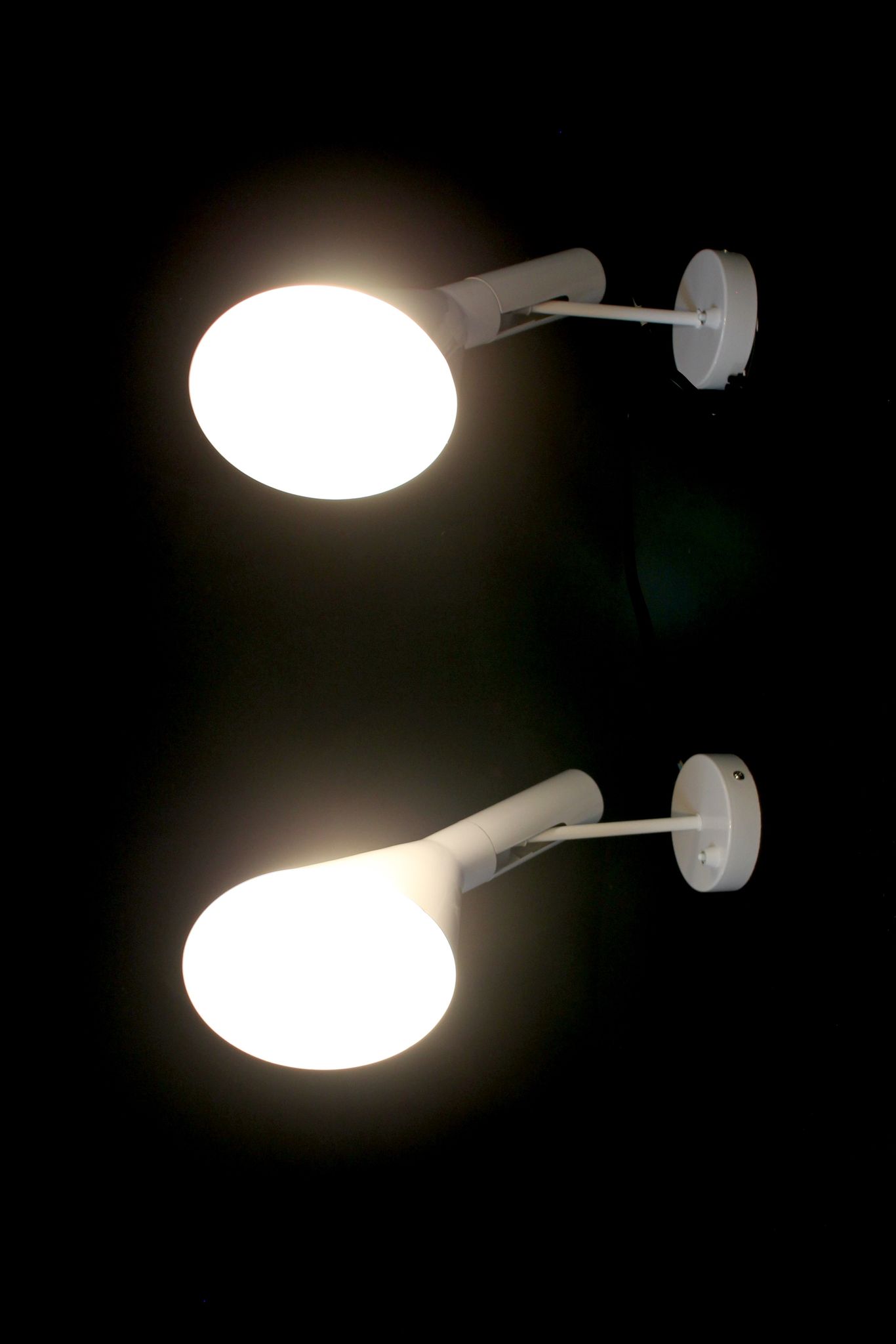 Wall lamp "Aj" by Arne Jacobsen