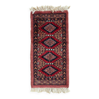 Tapis vintage pakistanais Ersari fait main en laine – 33 x 66 cm – années 1970