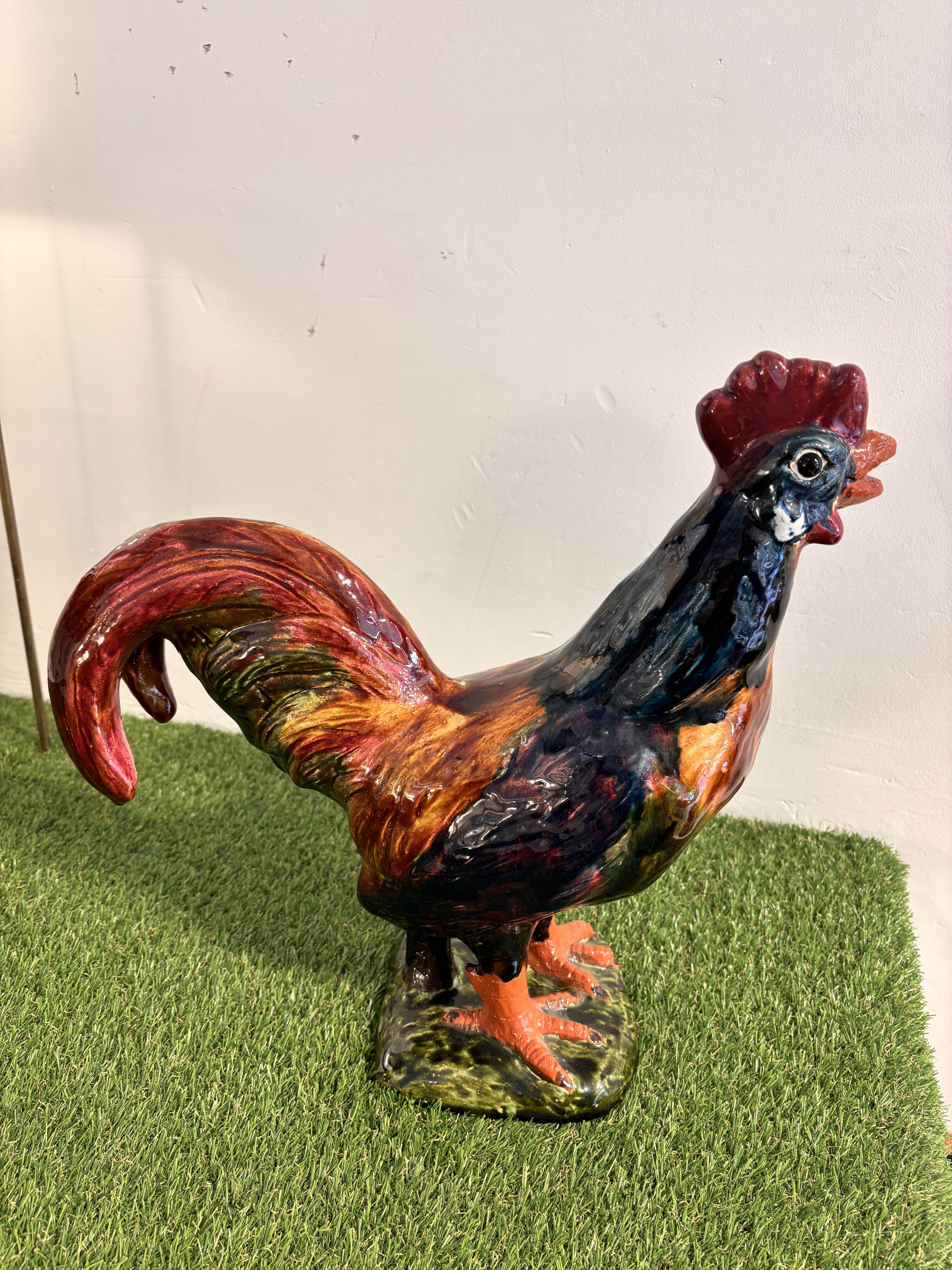 Ceramic sculpture of a rooster from Bavent, glazed terracotta, 1960.