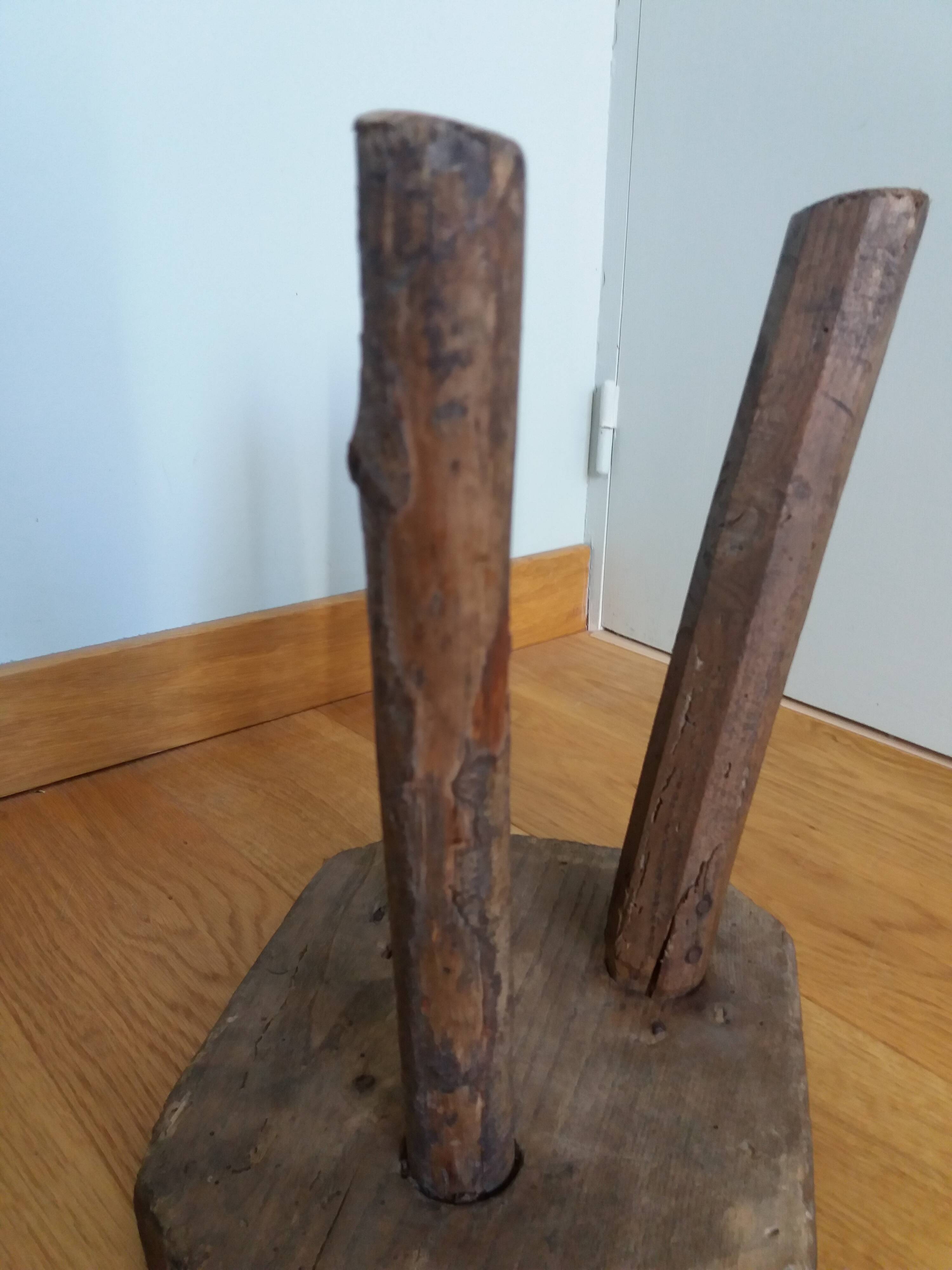 Brutalist tripod farm stool