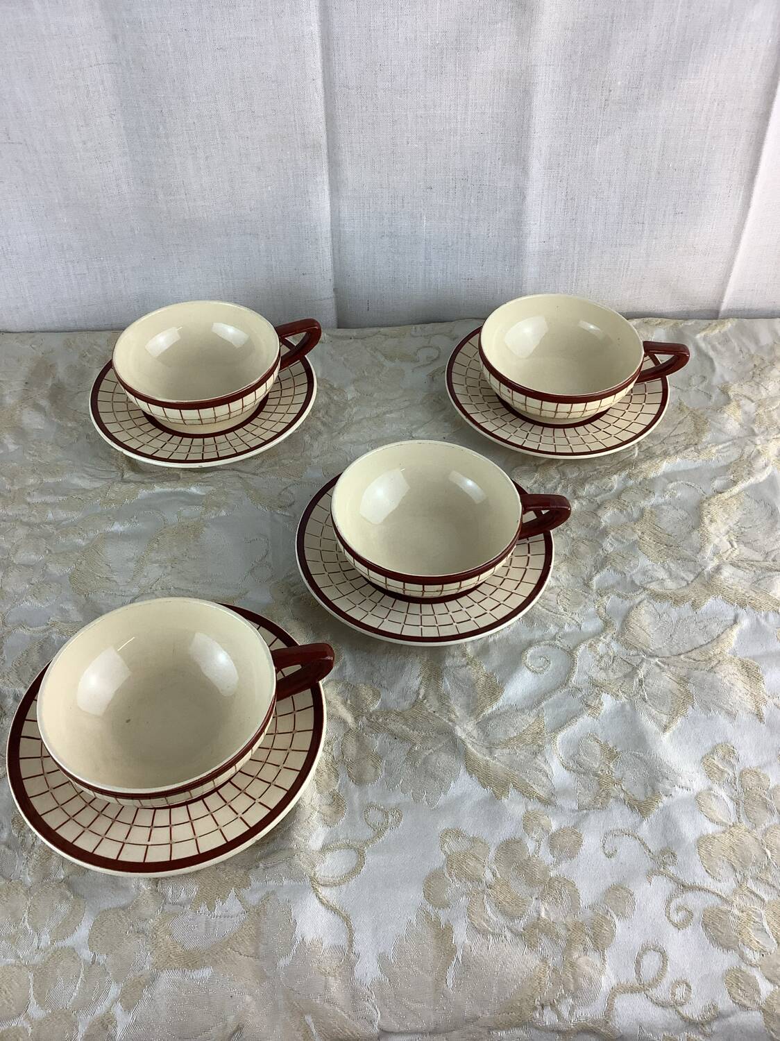 Longchamp Antique Cups & Saucers