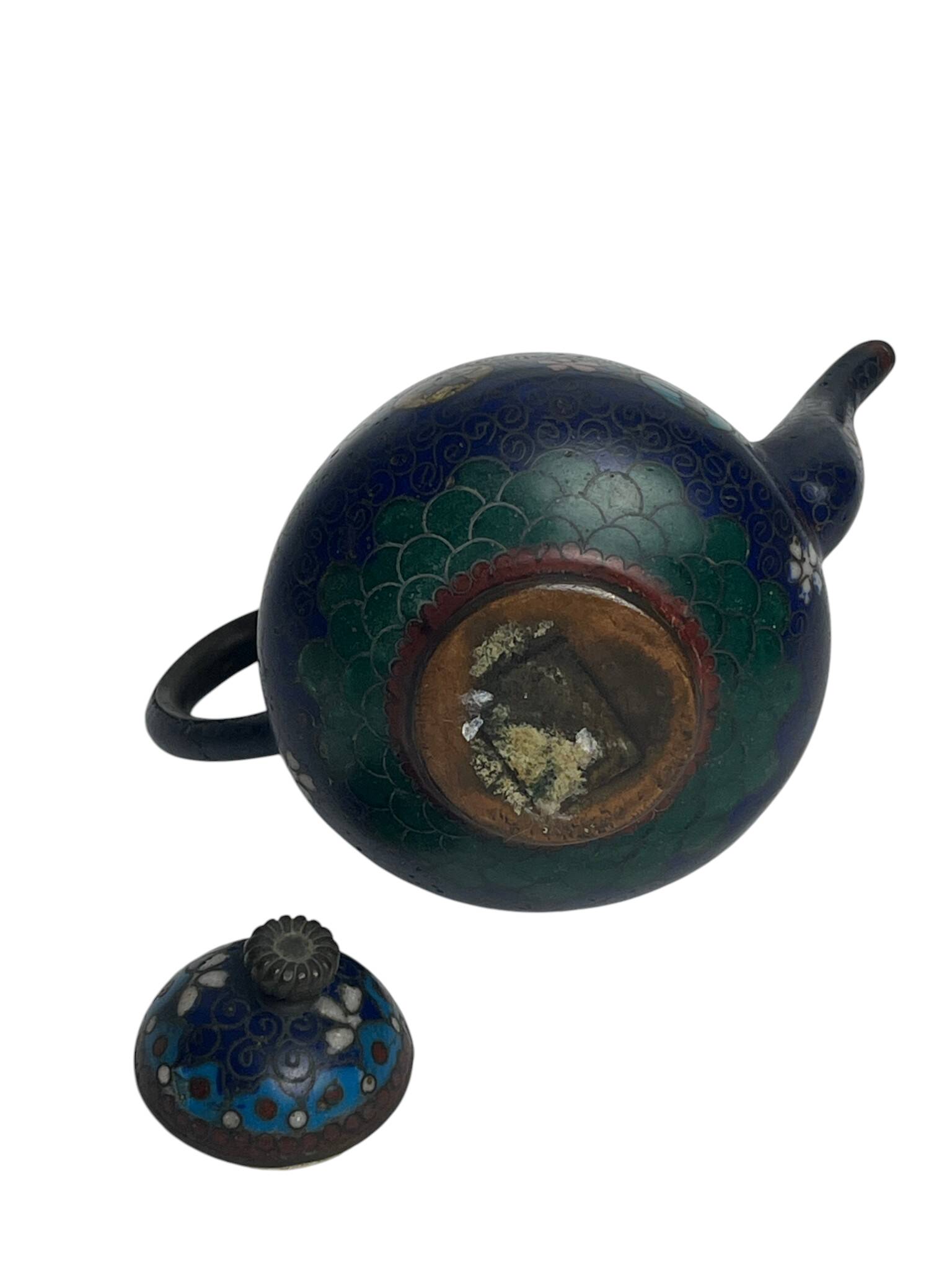 Chine petite verseuse bronze cloisonné début XXème