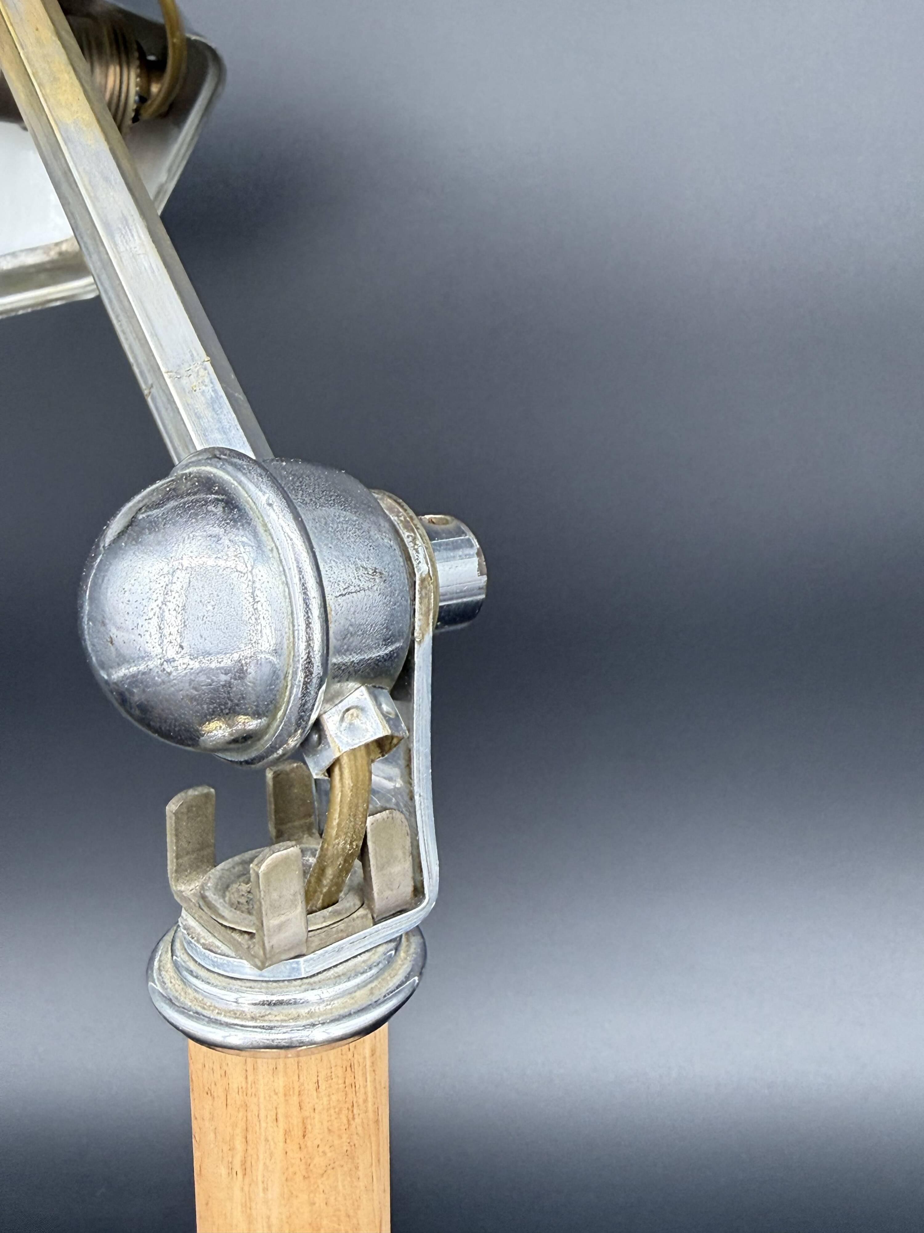 Art Deco desk lamp Pirouett chrome, brass and wood, 1930