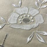 Nappe neuve lin brodé HS avec 8 serviettes