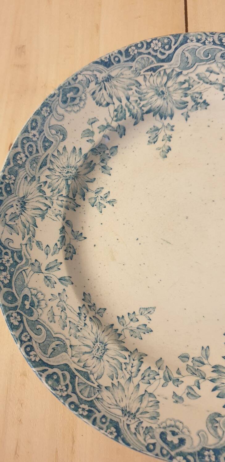 Lucerne St Amand Plate