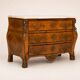 Commode galbée de style Louis XV - Europe, XXe siècle