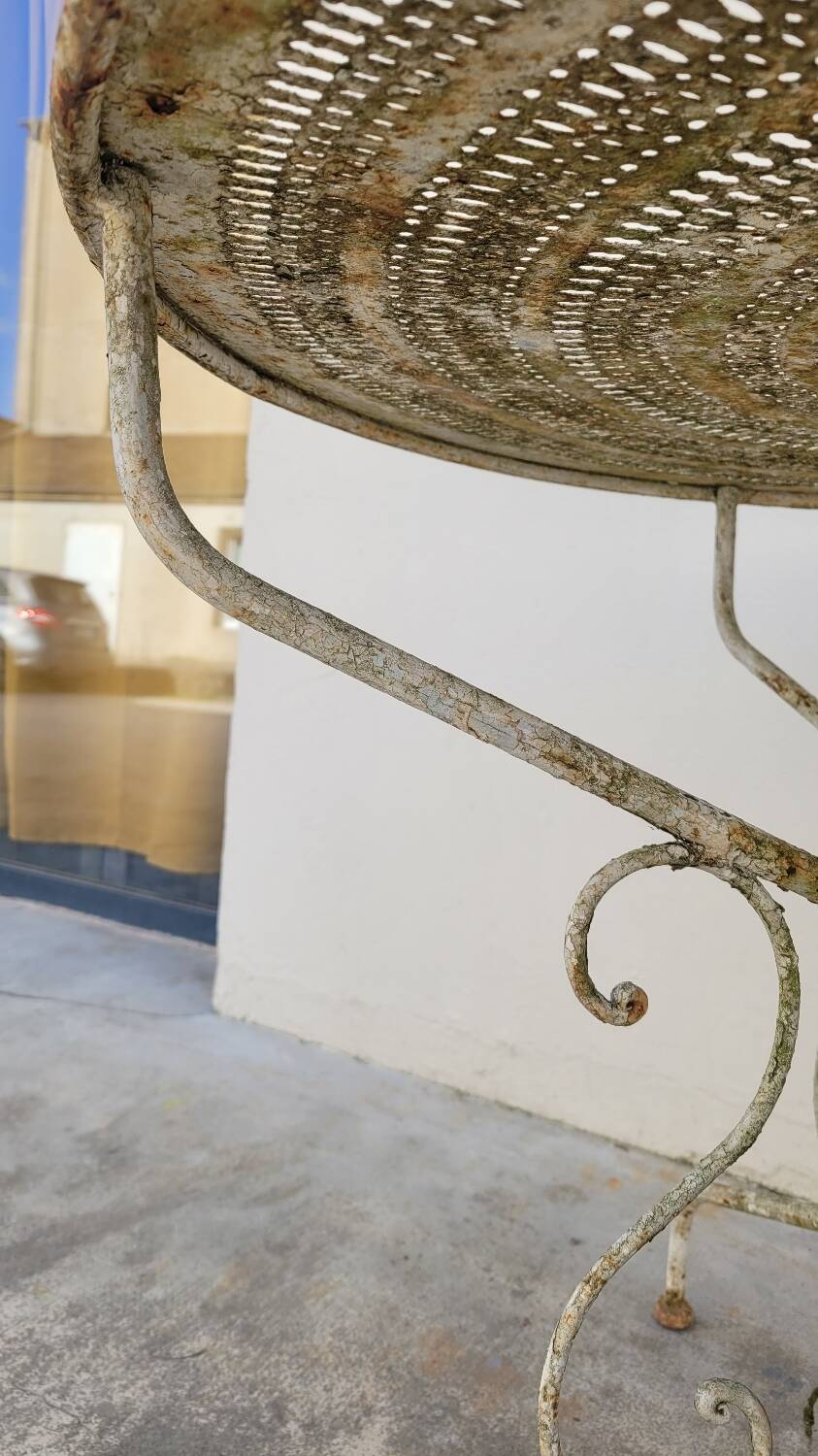 Round Wrought Iron Garden Table 1900s