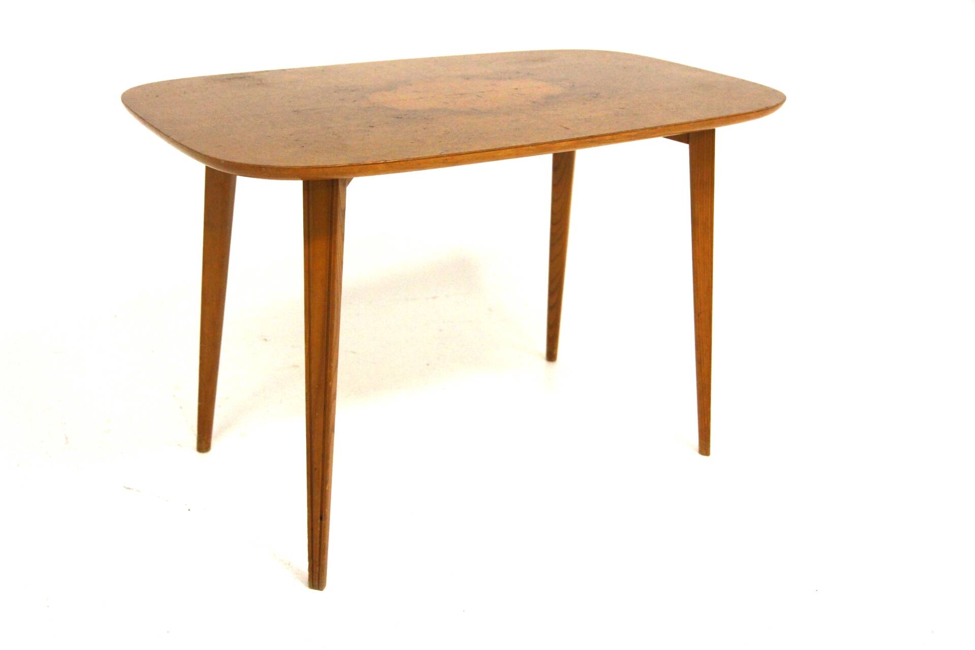 Coffee table in elm, Swedish Modern, Sweden, 1930.