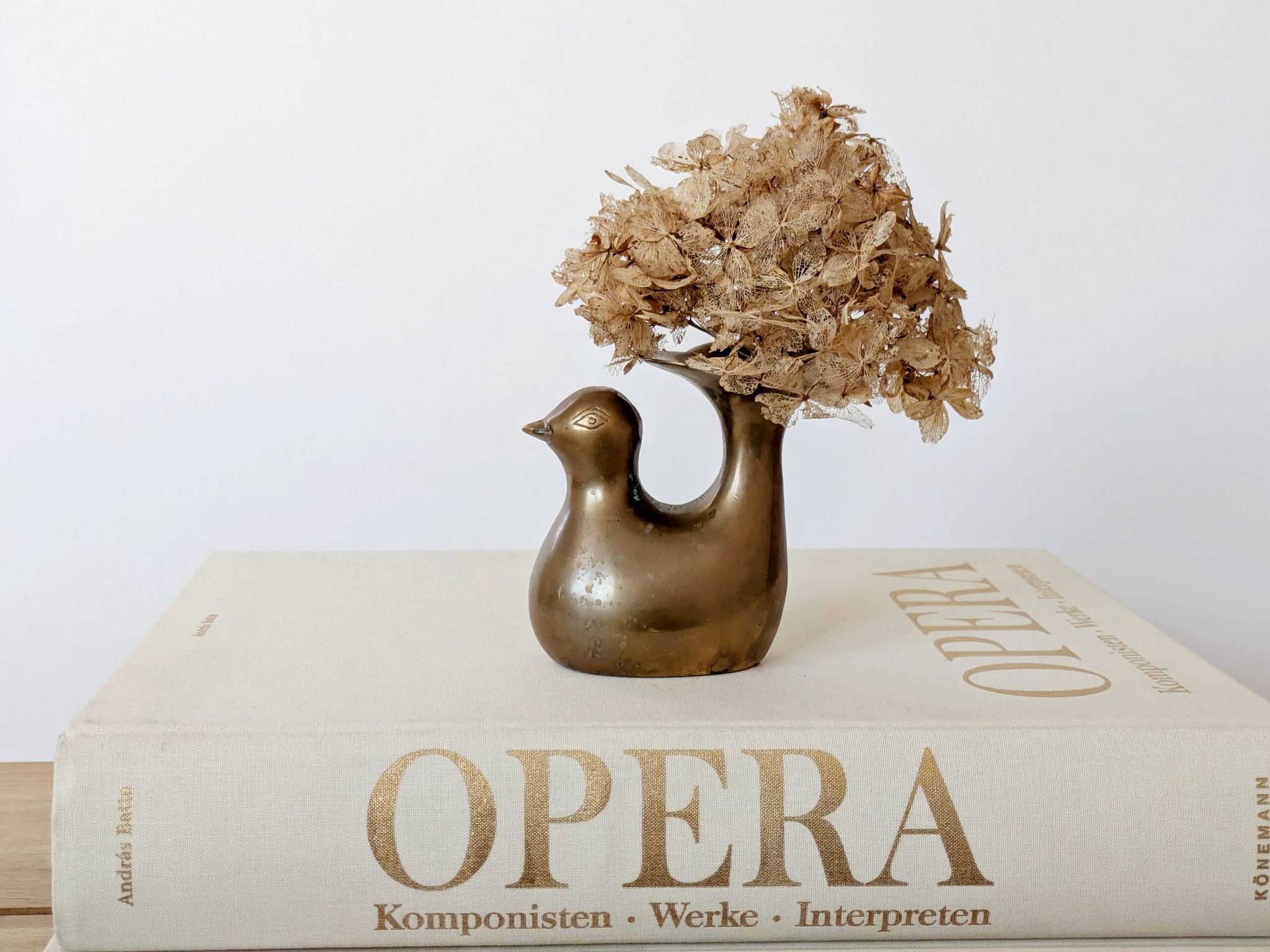 Candle holder or bird soliflore in brass, mid-century design from the 1960s.