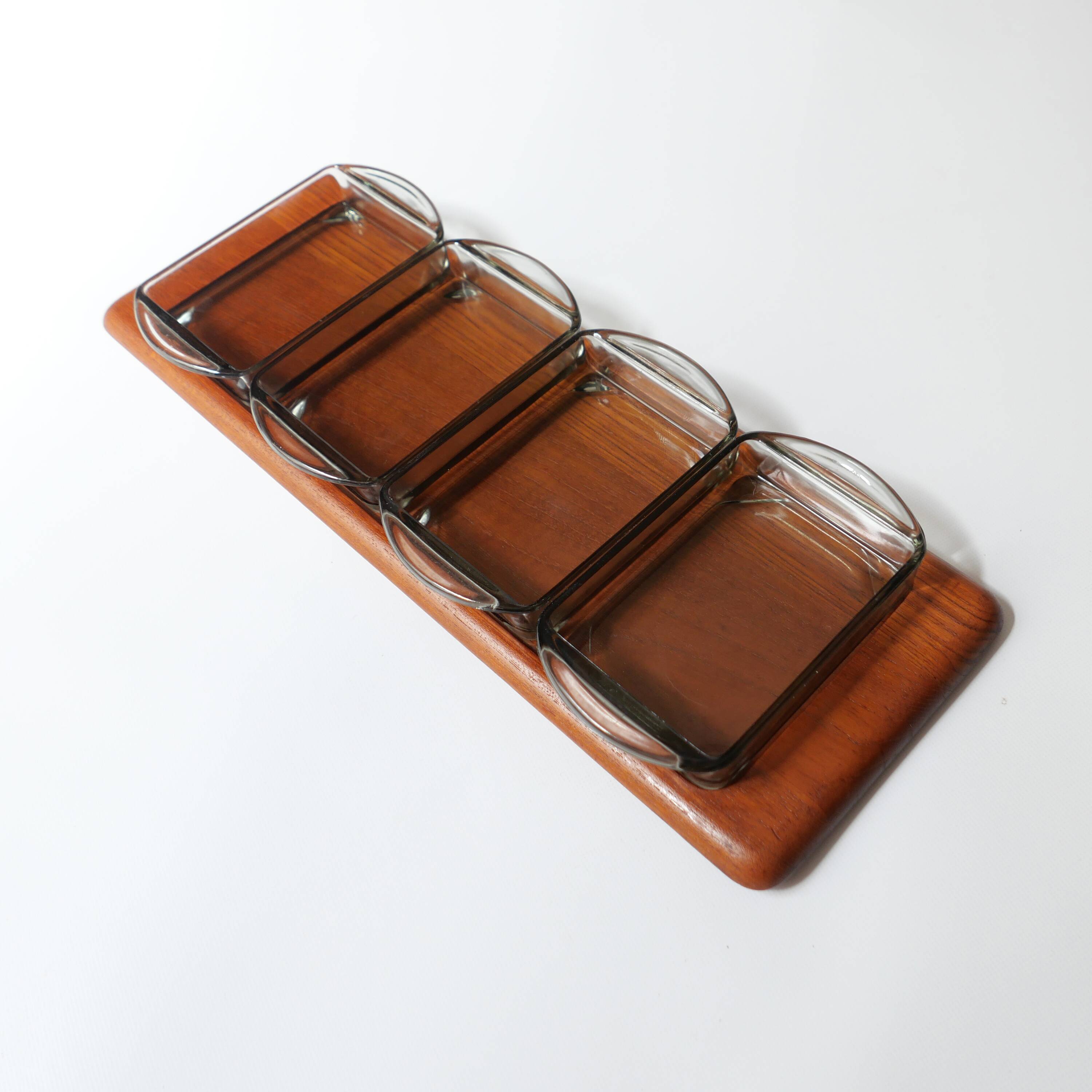 Plateau  aperitif en teck design scandinave digsmed 1960