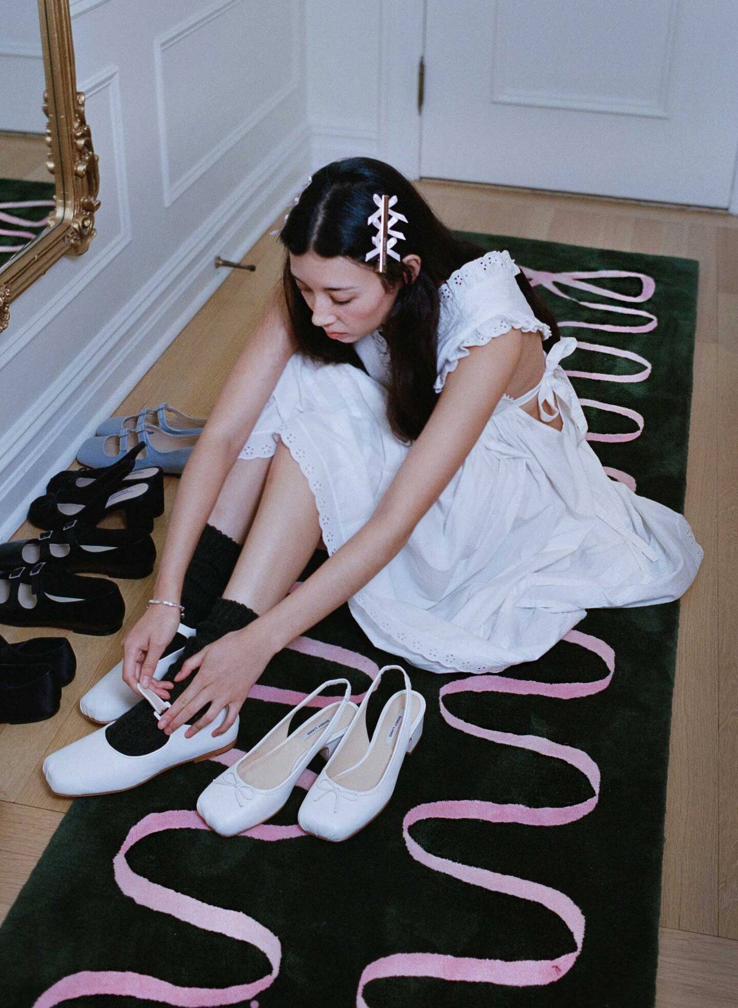 Sandy Liang RIBBON RUNNER rug