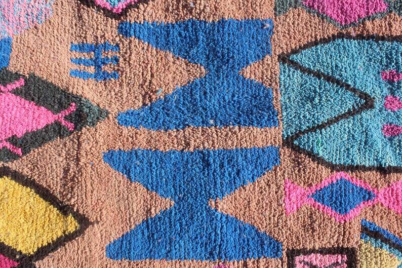 Handmade Moroccan rug 250cm x 150cm
