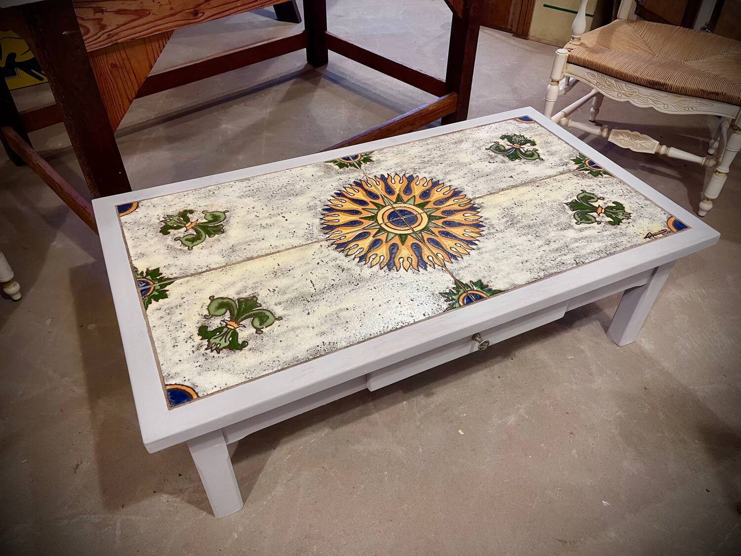 Monsand Picard coffee table