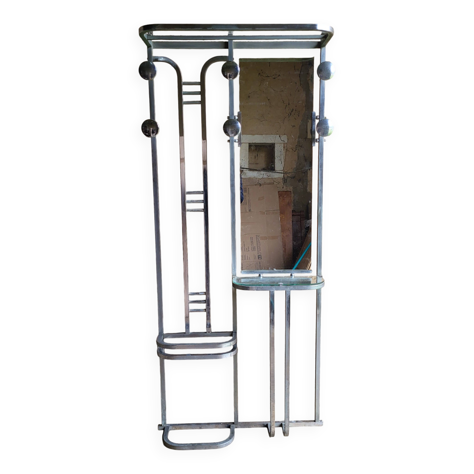 Entrance hall / Coat rack