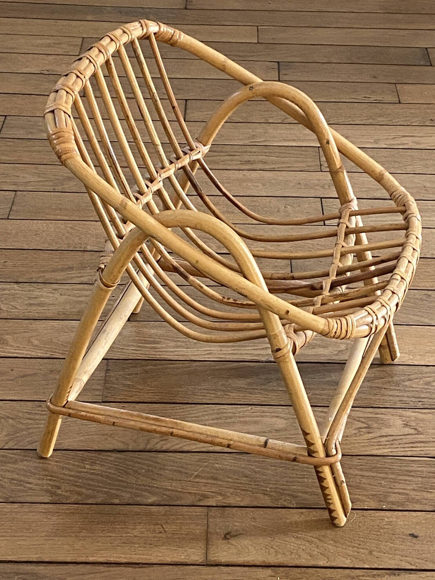 Authentic 1960s children's rattan armchair - perfect condition