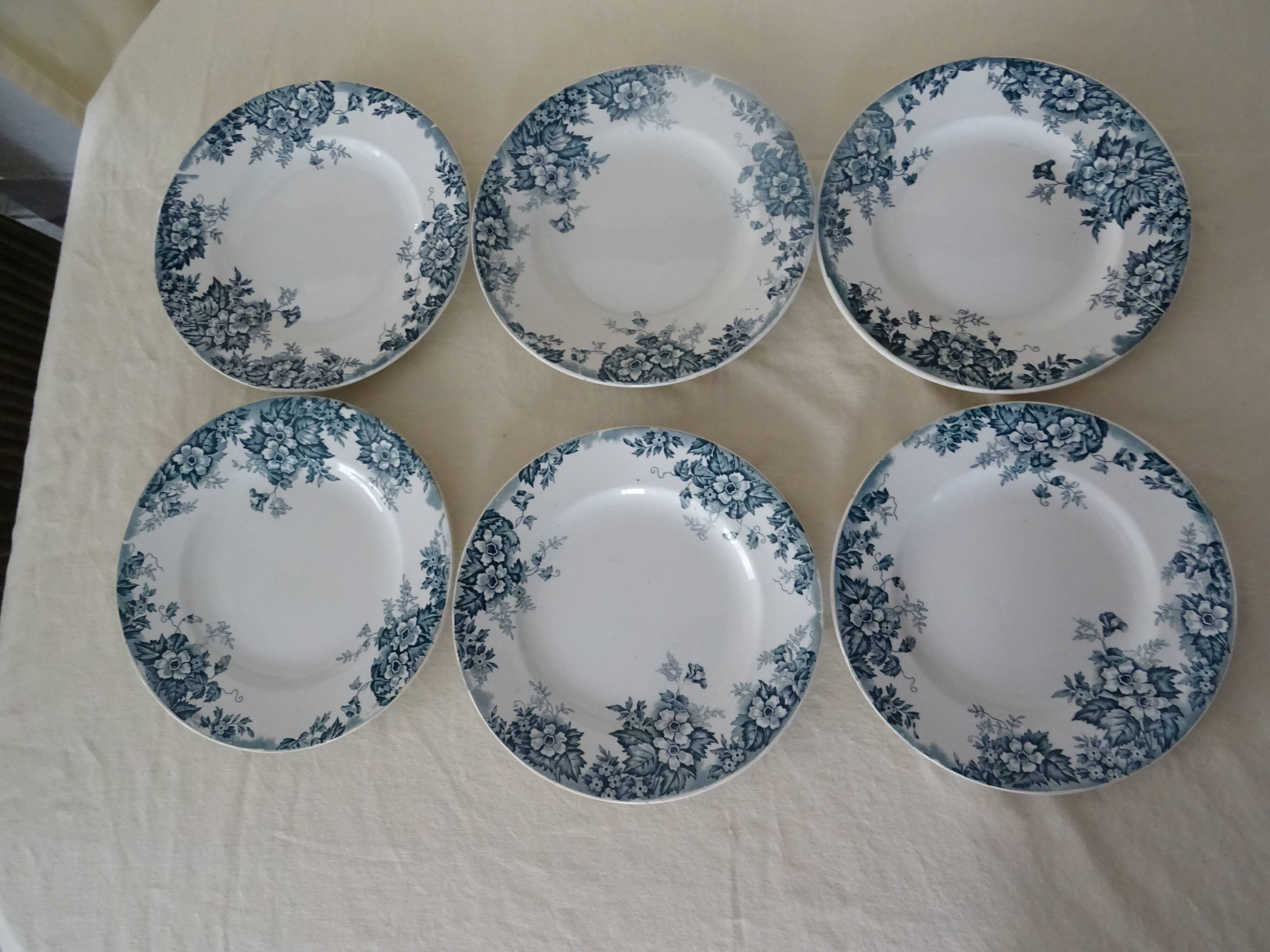 6 Flat plates MARIE lOUISE 353112 PLATES mill wolves faience blue