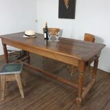 Farm table
