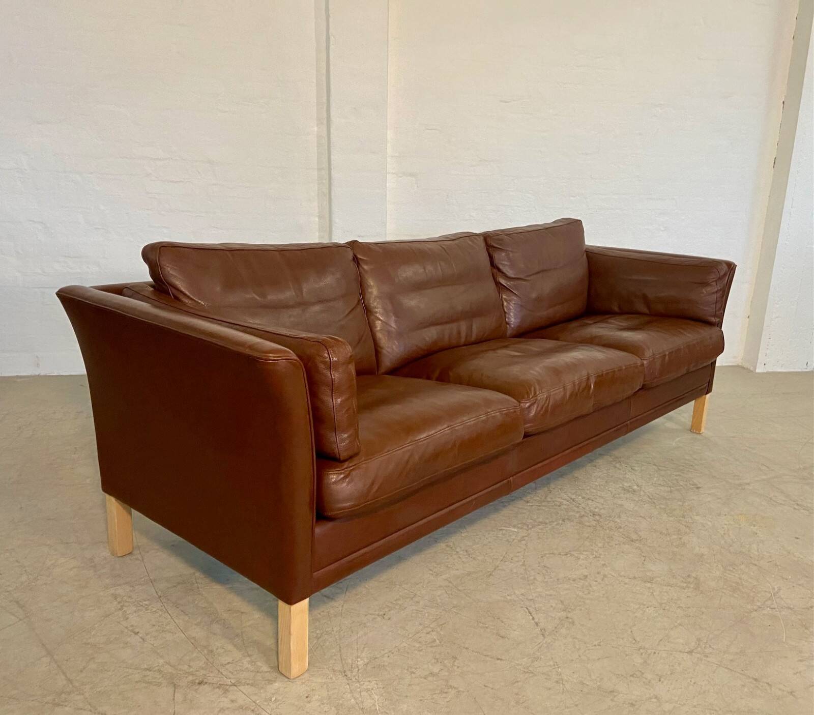 Canapé en cuir marron 3 places Mogens Hansen vintage danois des années 60