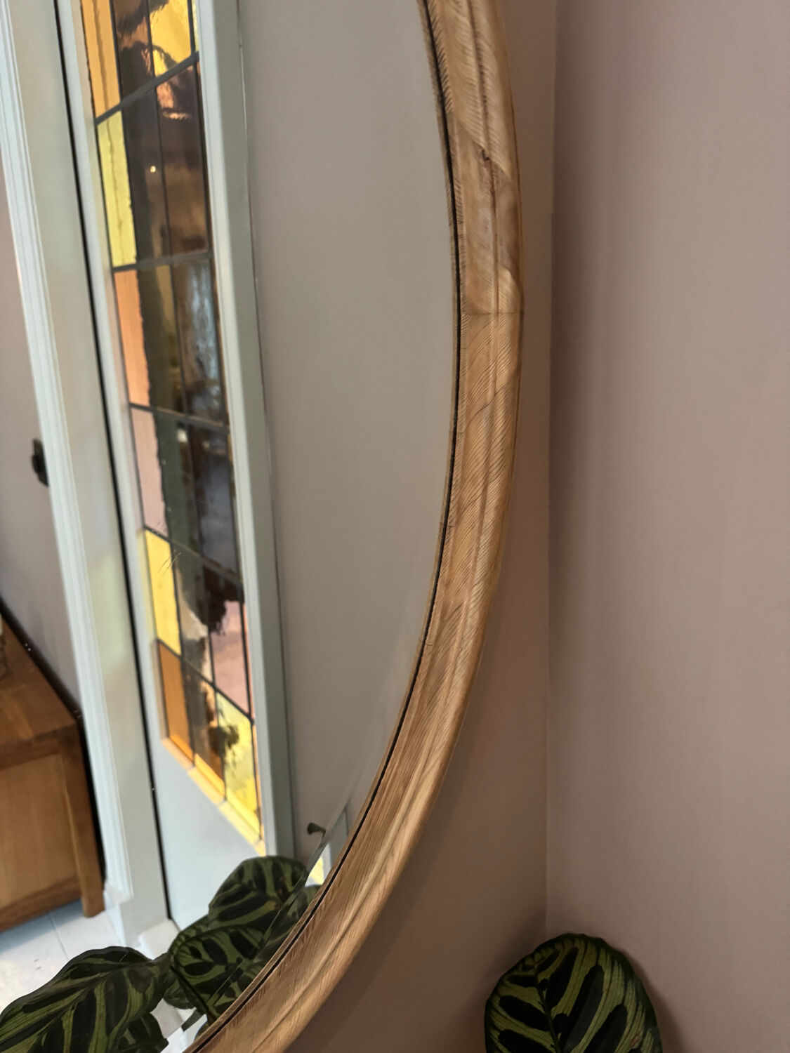Miroir ovale en bois de pin