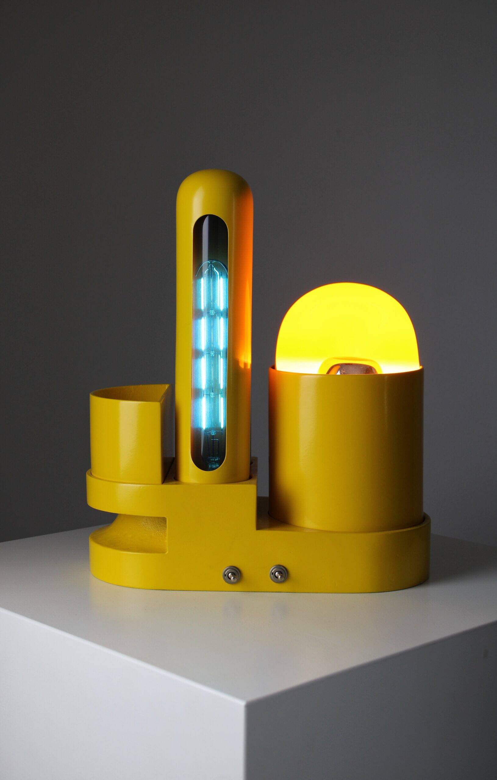 Rimorchiatore table lamp by Gae Aulenti for Candle, 1969