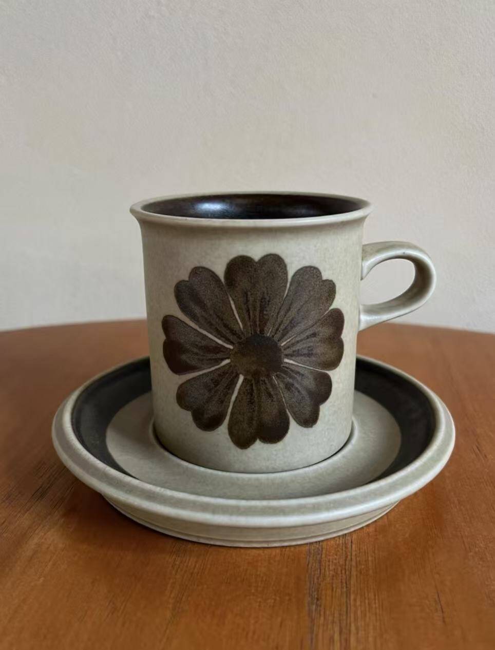 Tunturi tea cup and saucer