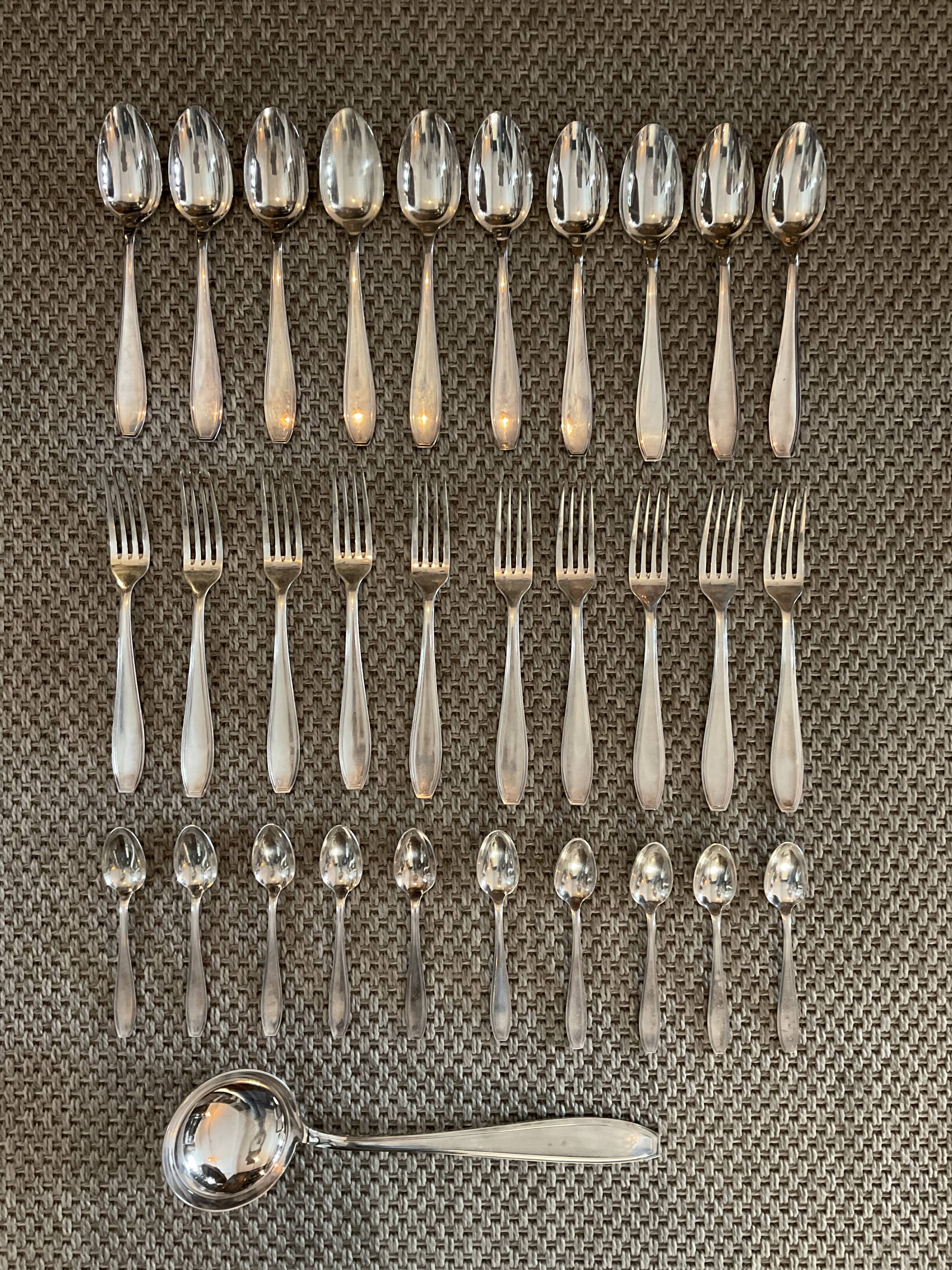 Spoons, forks, small spoons, ladle