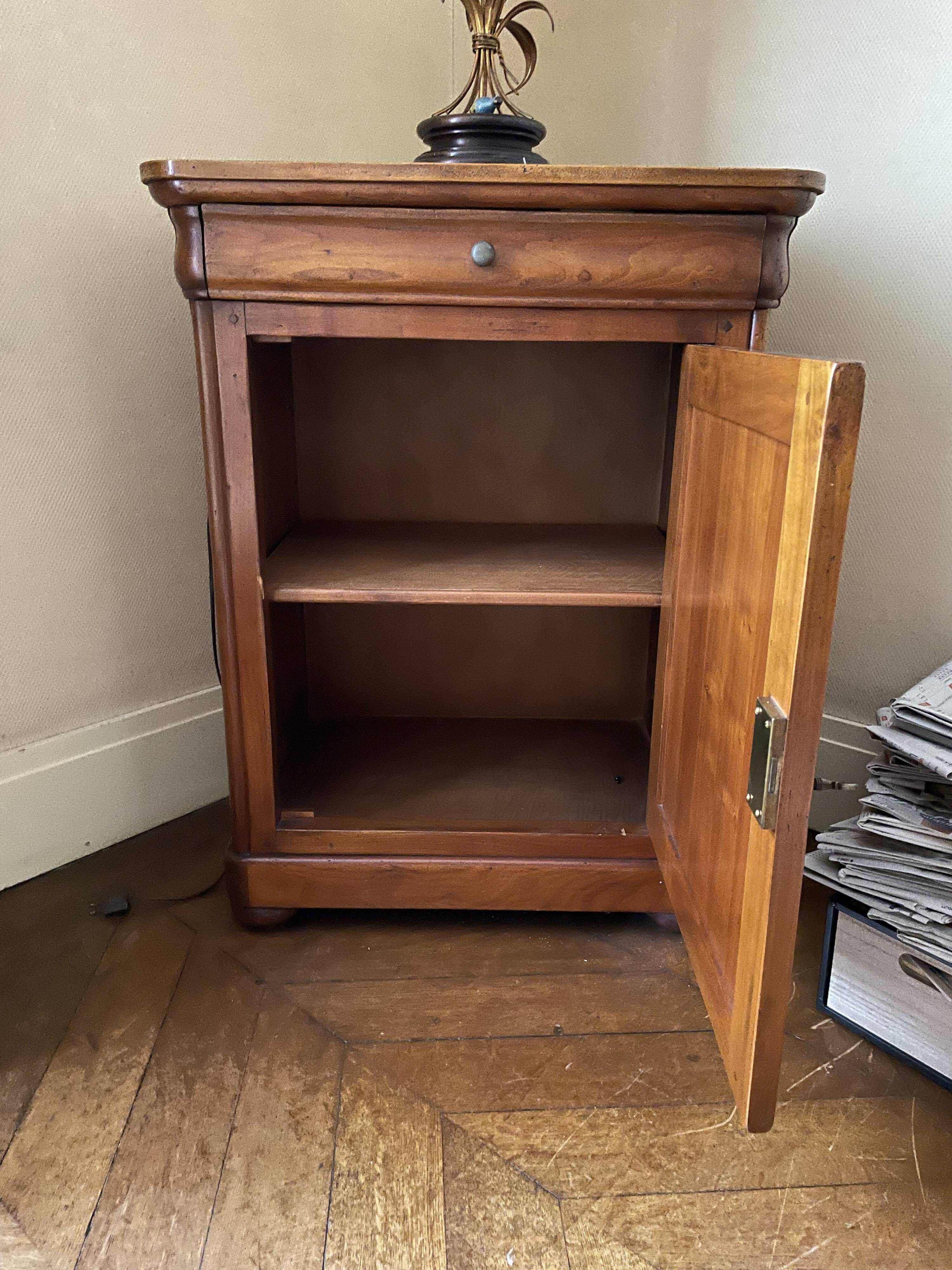 Meuble de rangement en bois