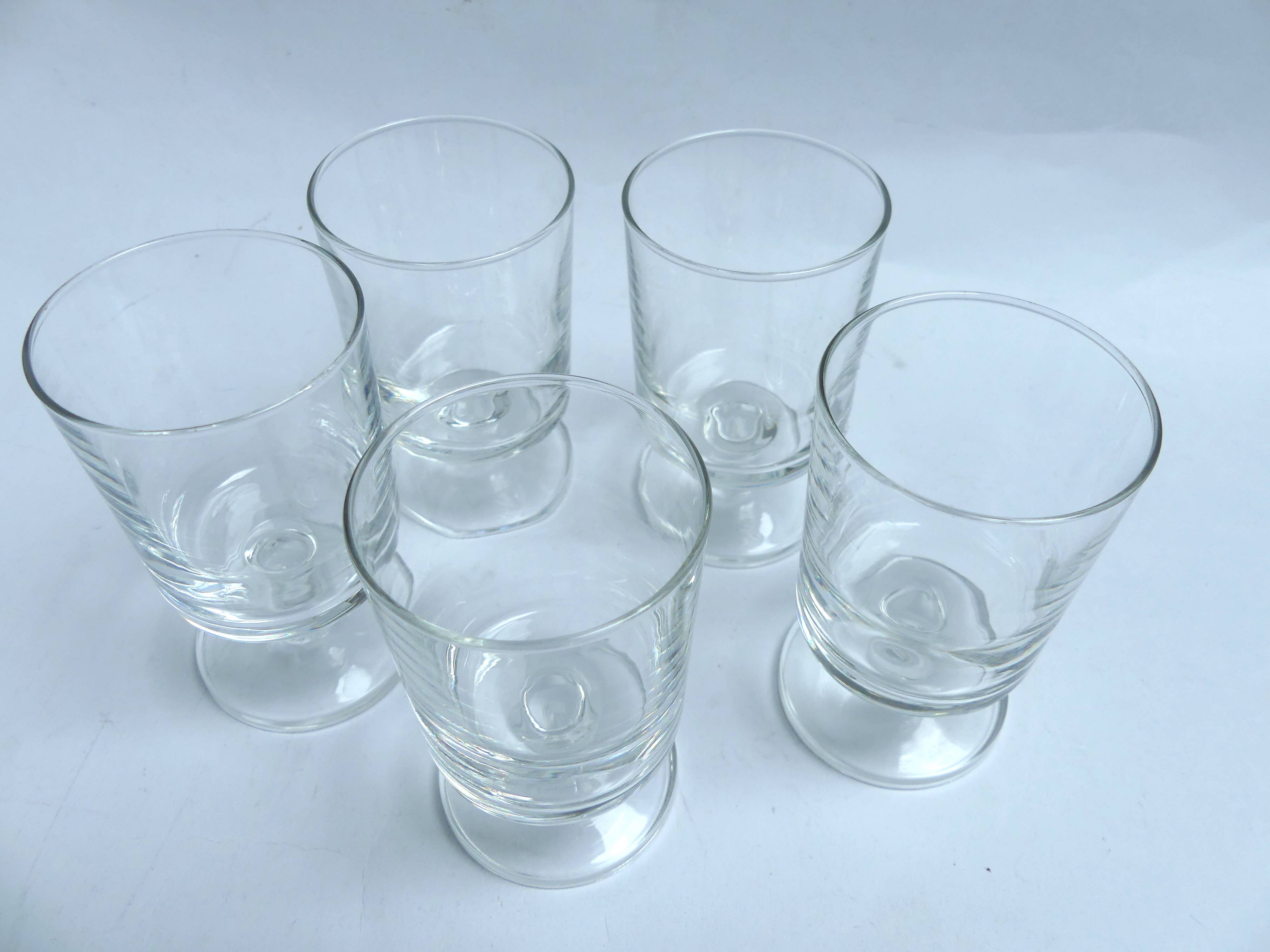 Luminarc Sweden white wine glasses