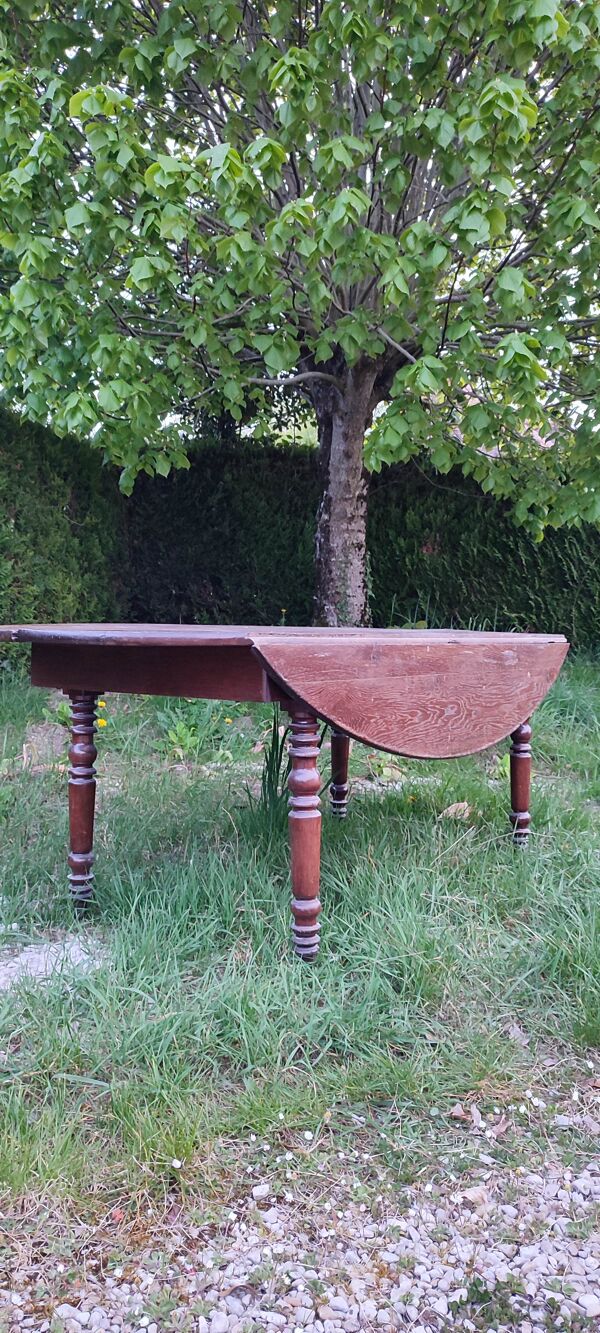 Table à volets en chêne ovale 190cm