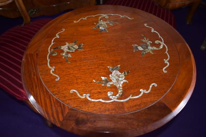 Table pedestal table mother-of-pearl marquetry