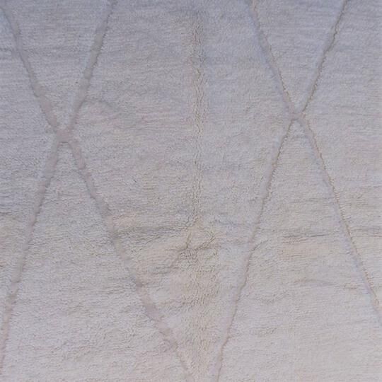 Carpet beni ouarain white large diamonds  145 X 255 cm